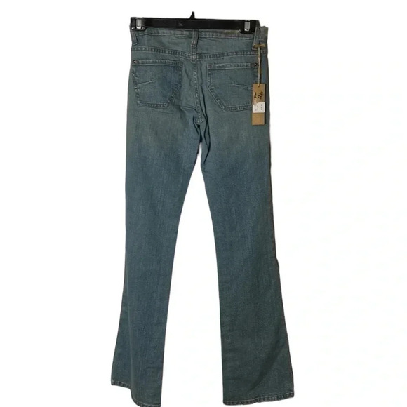 James Jeans,women size 26.NWT,light wash blue denim jeans, low rise,distressed - Picture 5 of 17